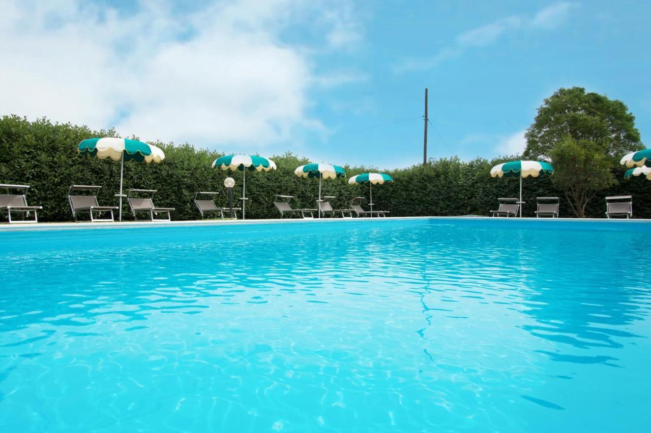 Casa Vacanze Vecchio Granaio Magione Exterior foto